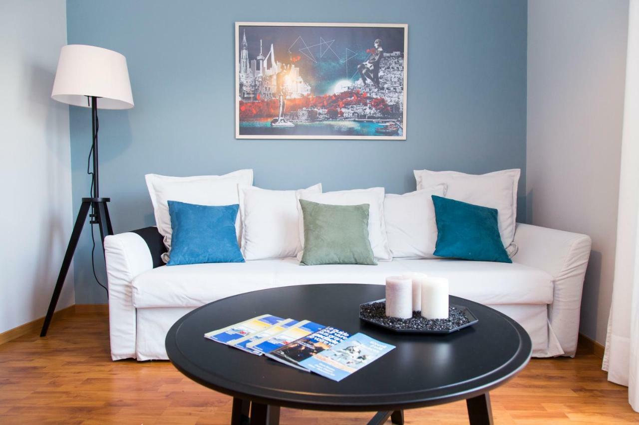 Gazi Discrit Next To Subway Apartment Athens Luaran gambar