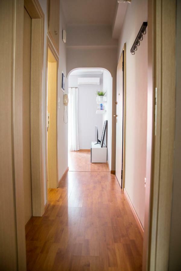 Gazi Discrit Next To Subway Apartment Athens Luaran gambar