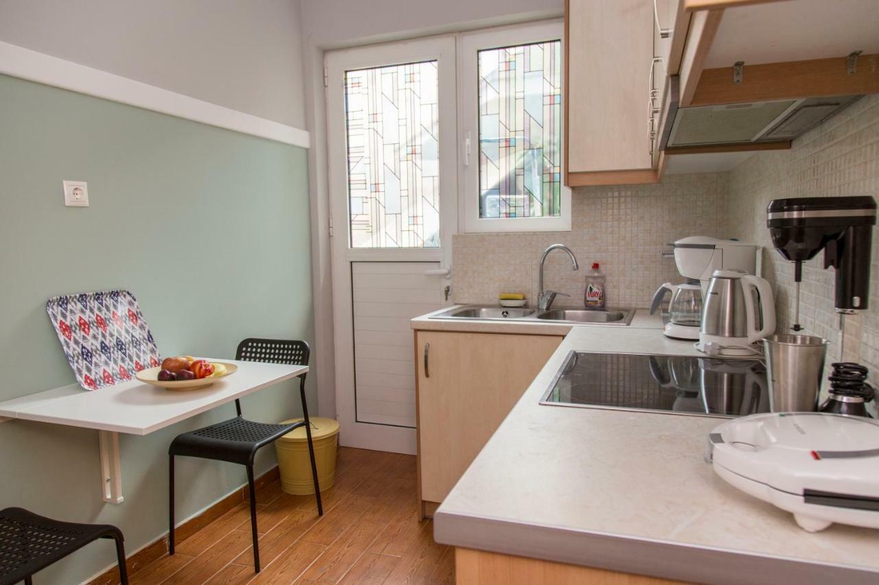 Gazi Discrit Next To Subway Apartment Athens Luaran gambar